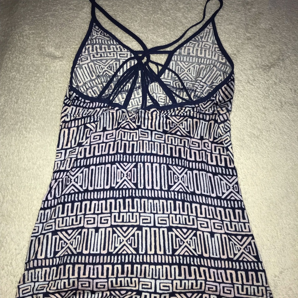 Patterned Tank Top - Picture 2 of 2